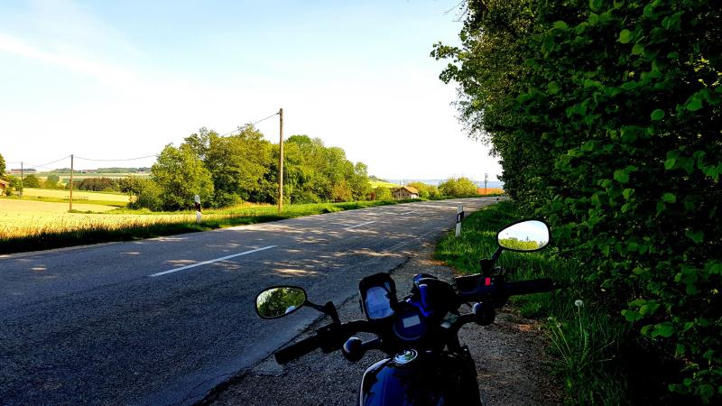 Featured image of post Über dem Schnitt