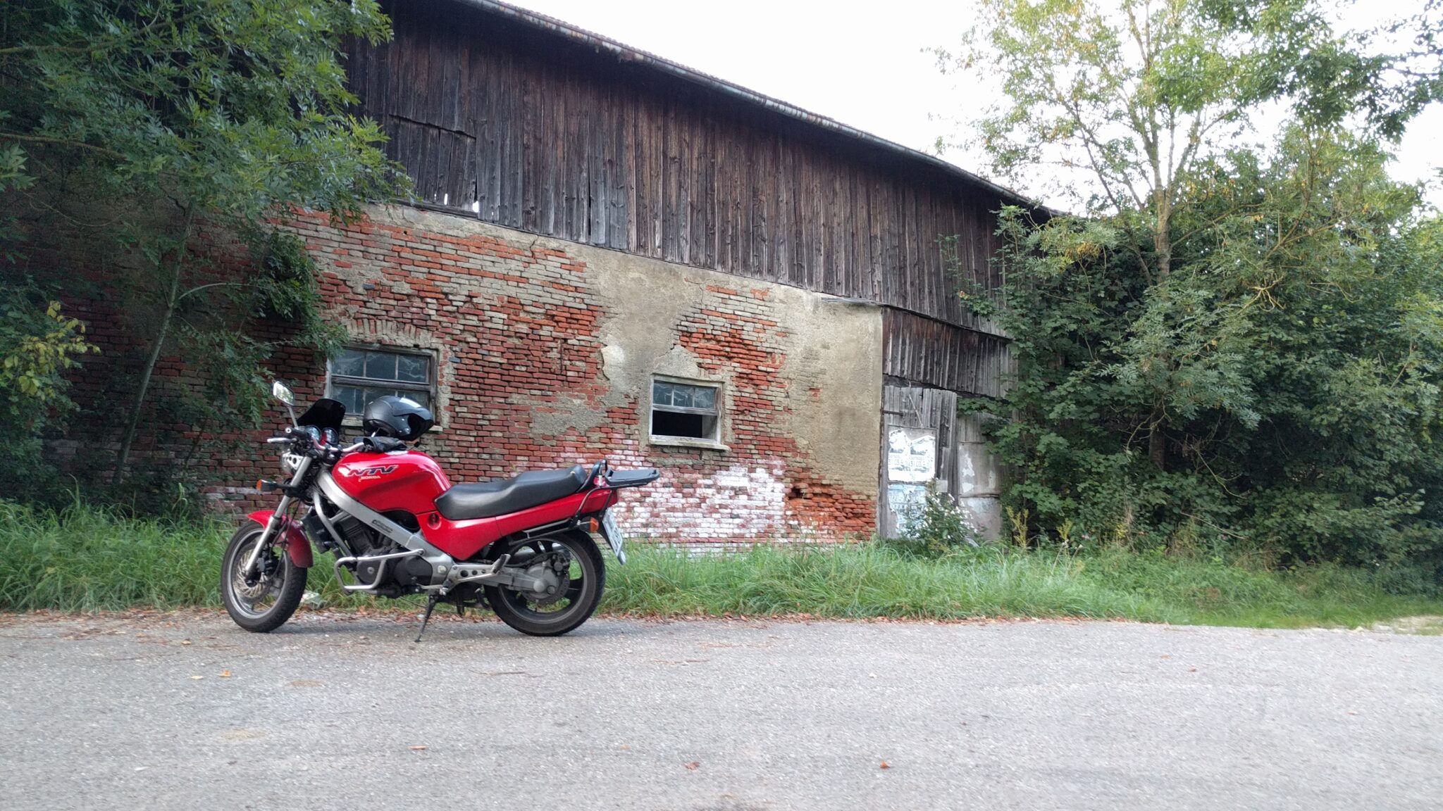 Honda NTV 650, im August 2016