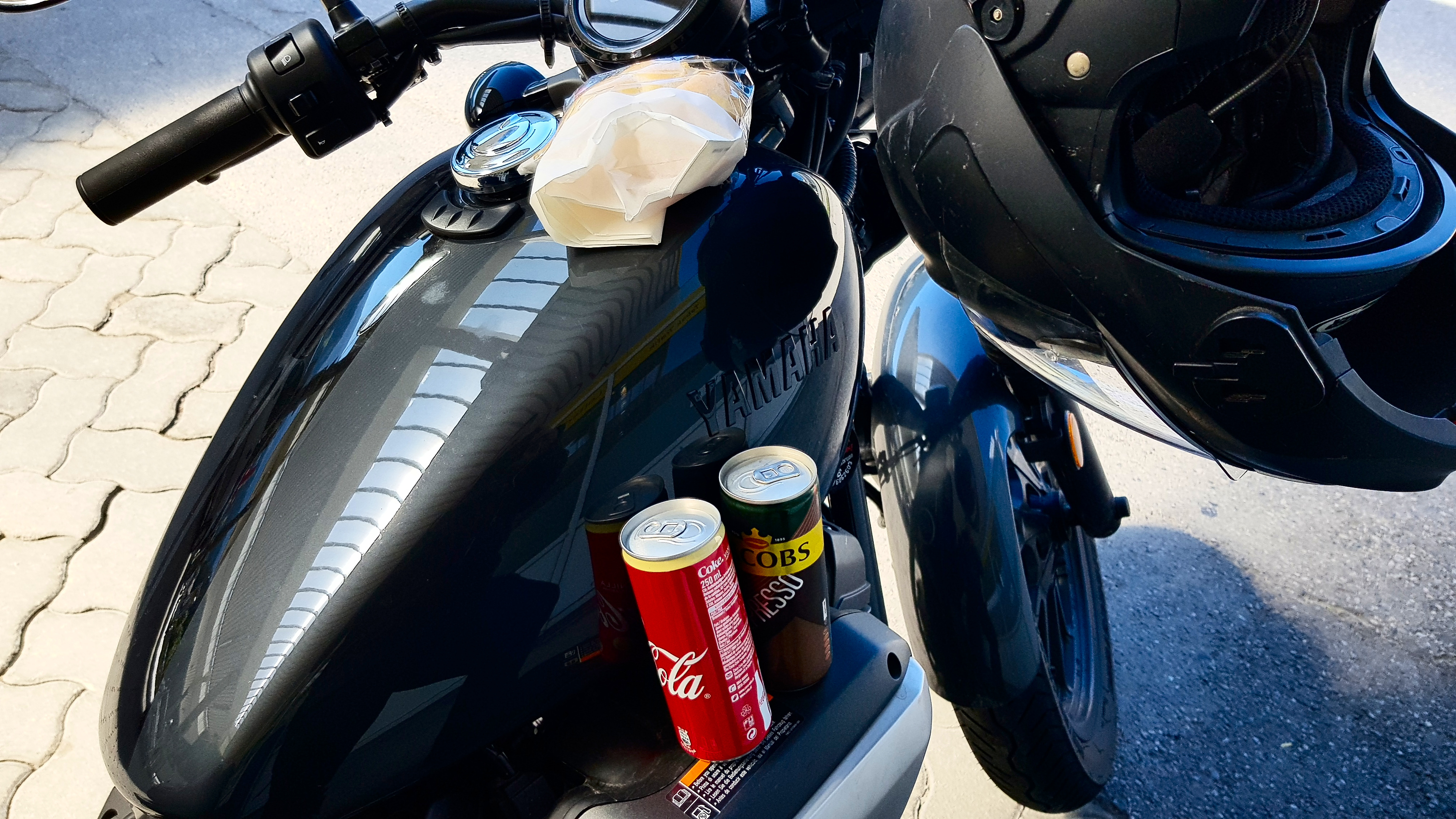 Tankstopp mit kleiner Pause