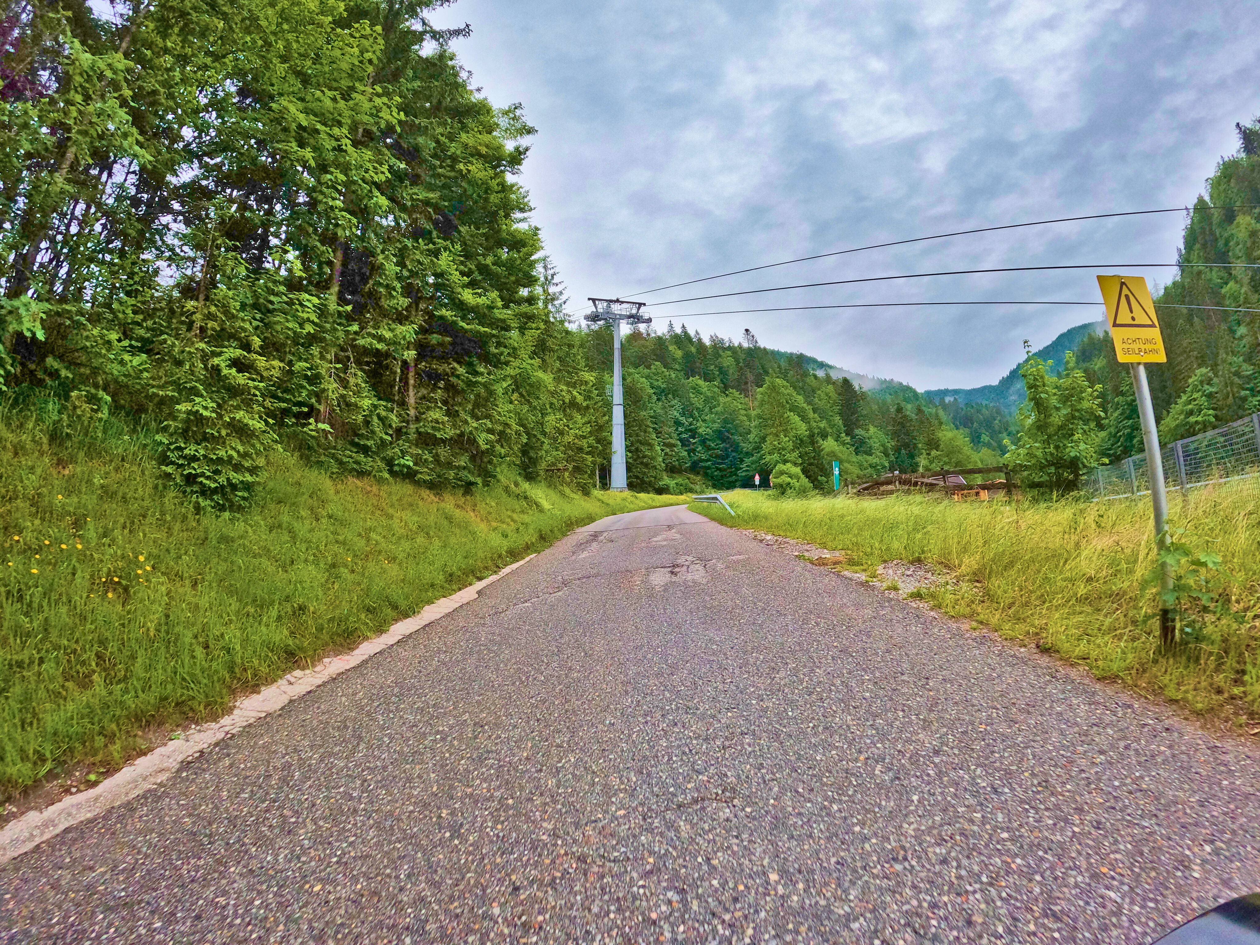 Auffahrt zur Winklmoosalm