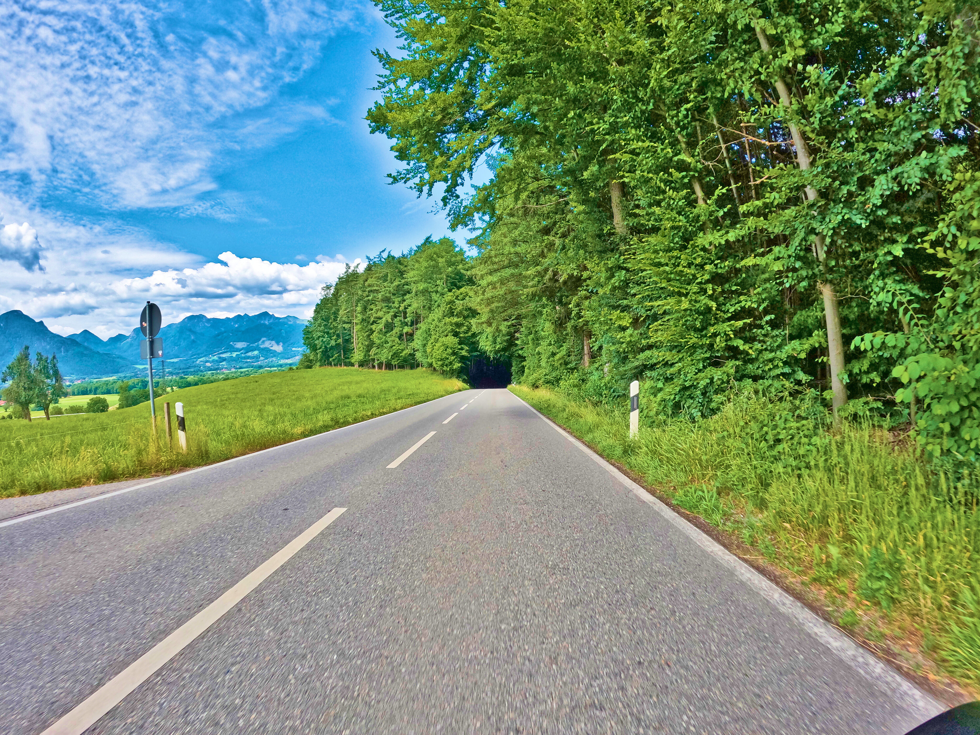 &hellip; und blauer.