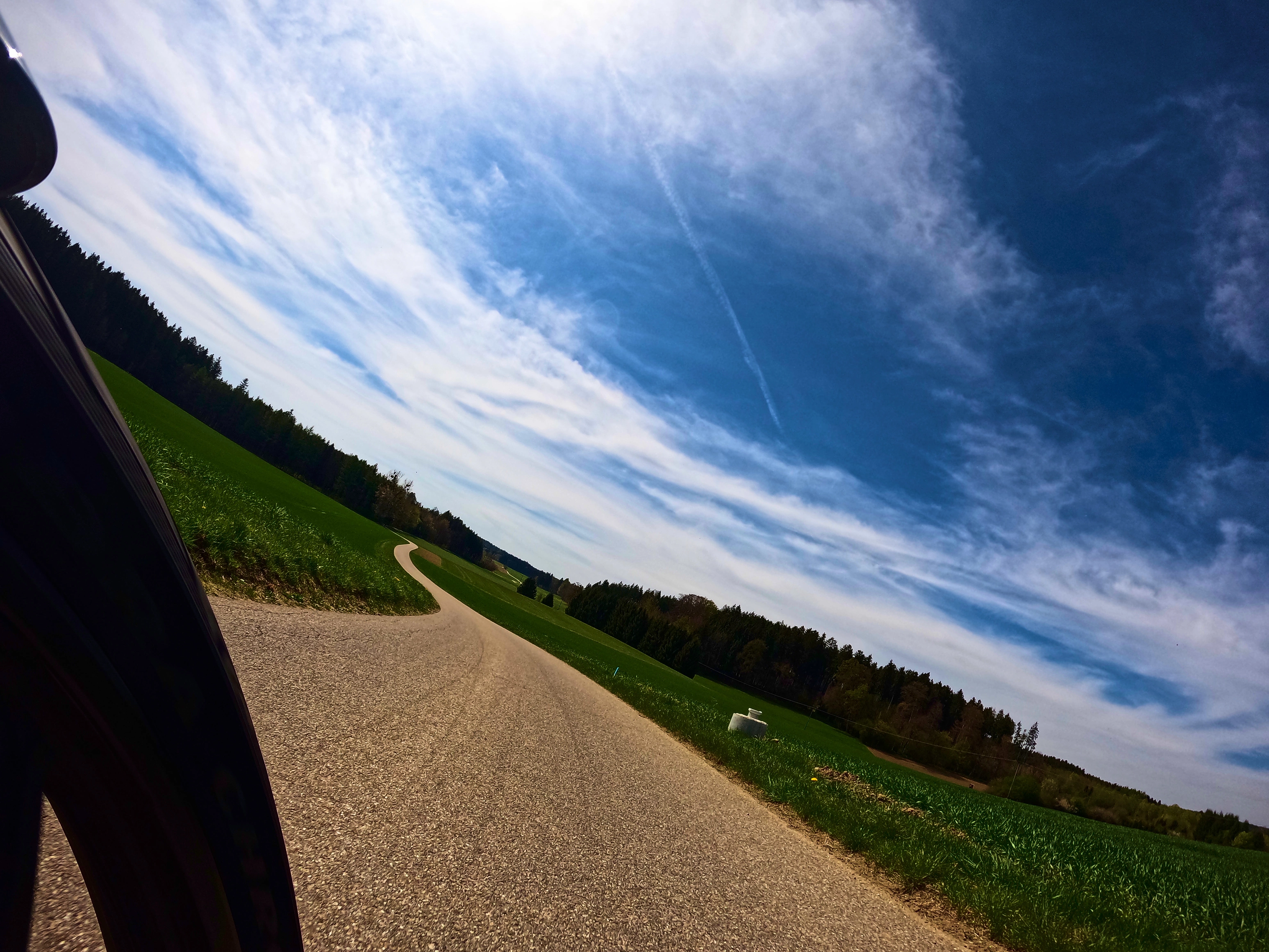 … mit schön geschwungenen Kurven