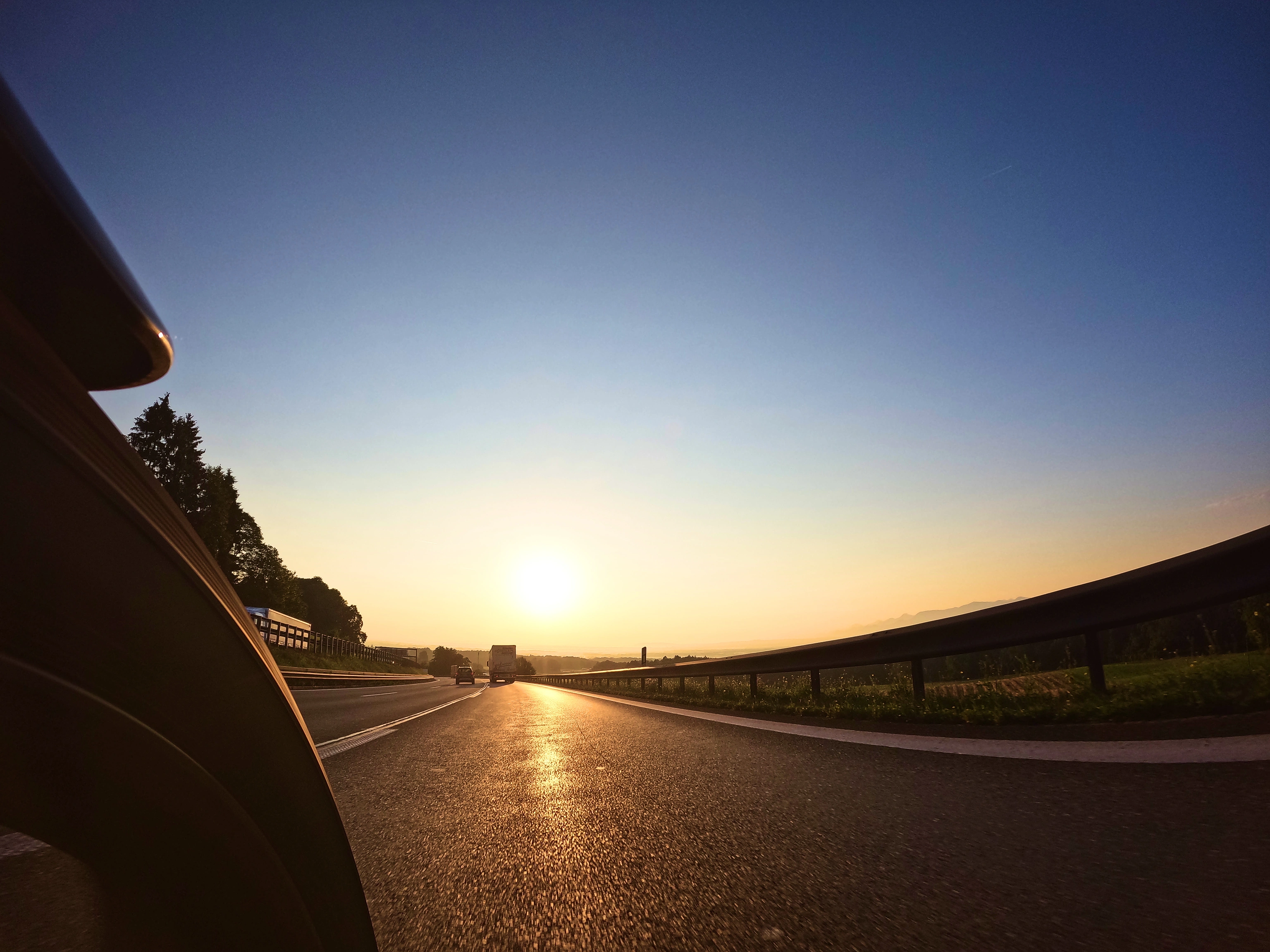 Morgens Richtung Osten, der Sonne entgegen